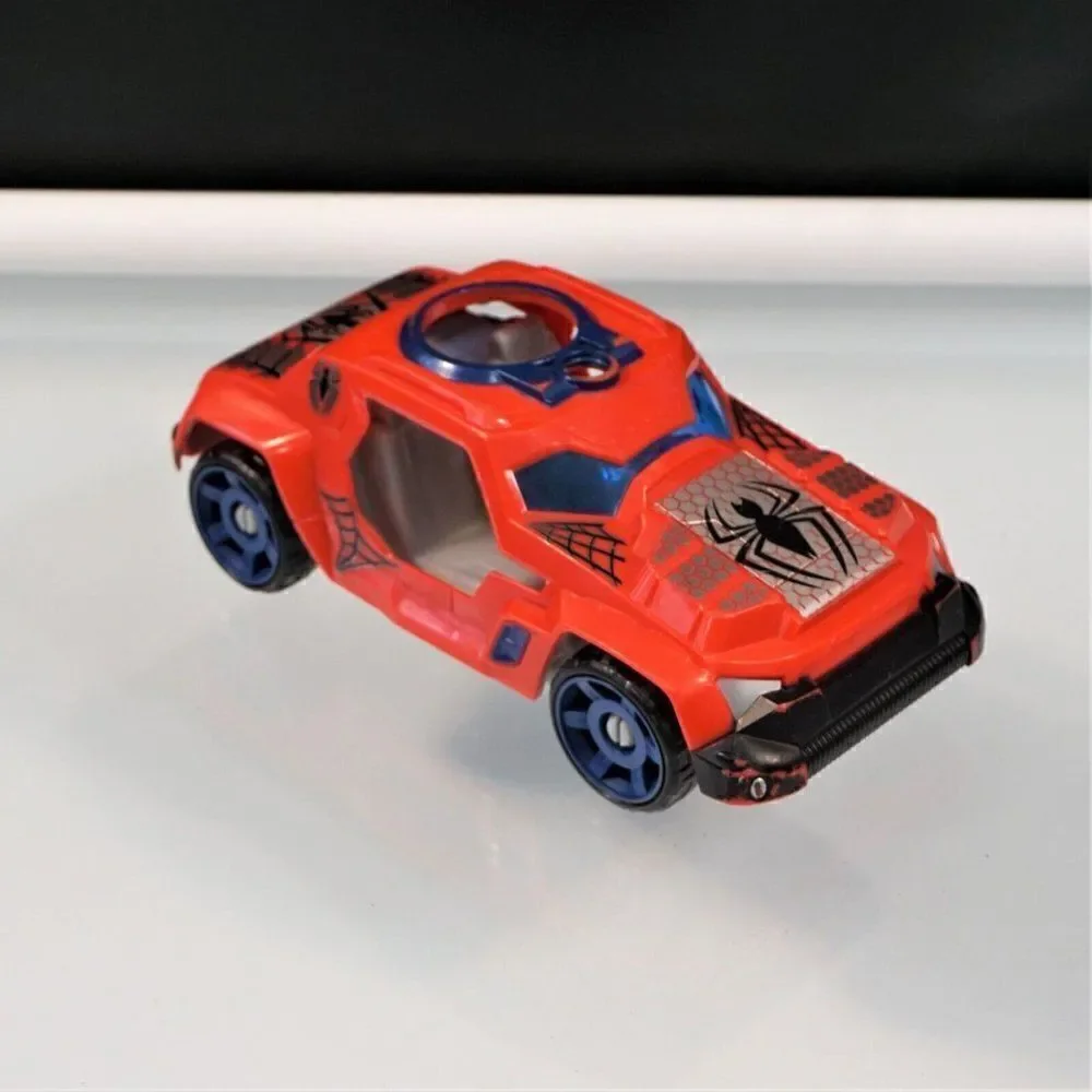Spiderman Off Road Striker Battle Car Hasbro 2010 Marvel Comics Plastic Toy